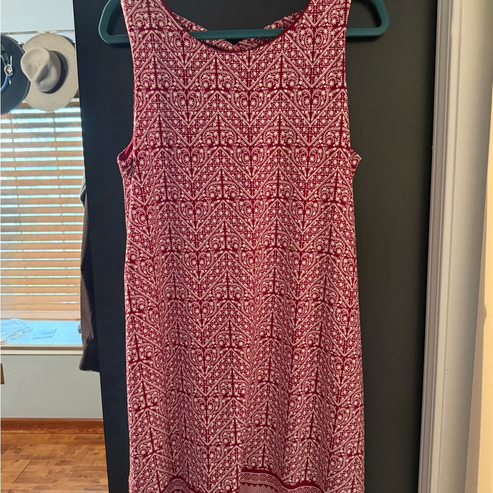 Elegant Red Patterned Dress